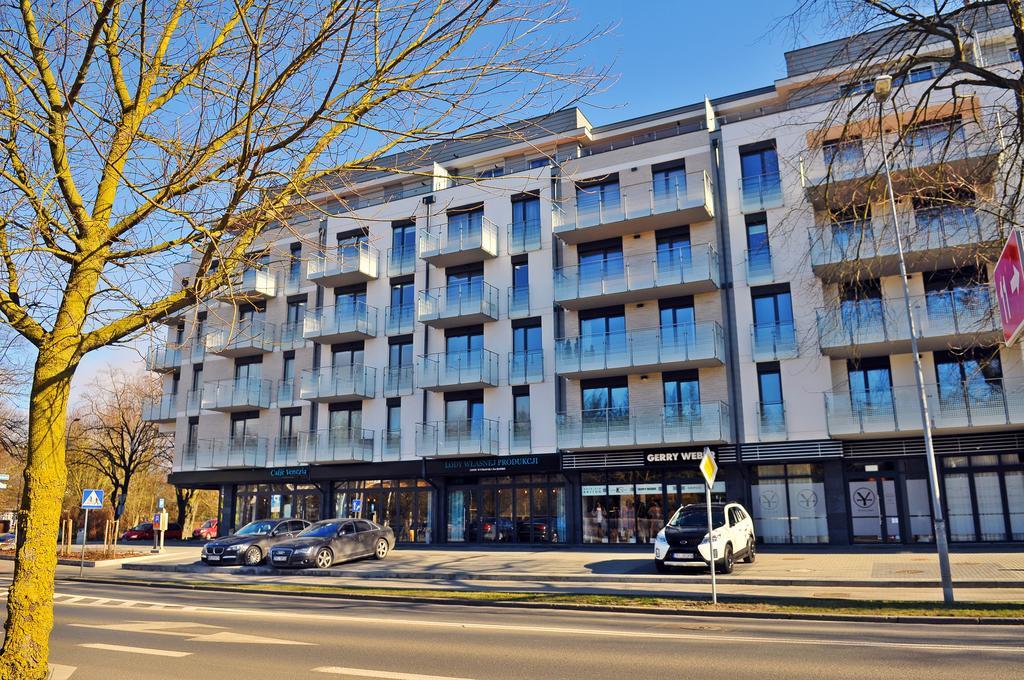 Apartamentyprzymorzu Solna 201 - W Centrum Blisko Morza コウォブジェク エクステリア 写真