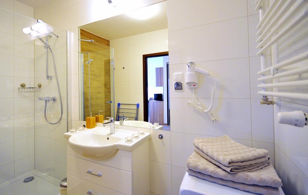 Apartamentyprzymorzu Solna 201 - W Centrum Blisko Morza コウォブジェク エクステリア 写真