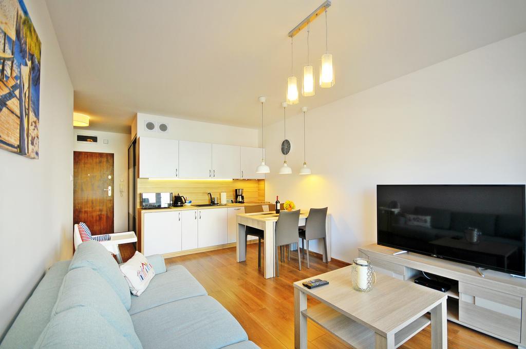Apartamentyprzymorzu Solna 201 - W Centrum Blisko Morza コウォブジェク エクステリア 写真